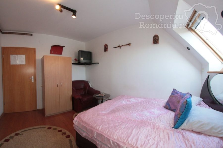 Cazare-la-Pensiunea-Gia-din-Sighisoara-Mures-Tinutul-Secuiesc-18-900x600 Cazare la Pensiunea Gia din Sighisoara - Mures - Tinutul Secuiesc (18)