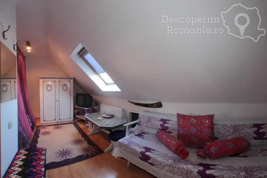 Cazare-la-Pensiunea-Gia-din-Sighisoara-Mures-Tinutul-Secuiesc-23-900x600 Cazare la Pensiunea Gia din Sighisoara - Mures - Tinutul Secuiesc (23)