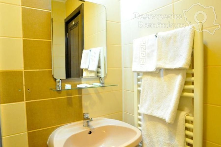 Cazare-la-Pensiunea-Novis-din-Iasi-Moldova-22-900x600 Cazare la Pensiunea Novis din Iasi - Moldova (22)