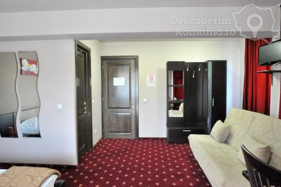 Cazare-la-Pensiunea-Novis-din-Iasi-Moldova-38-900x600 Cazare la Pensiunea Novis din Iasi - Moldova (38)