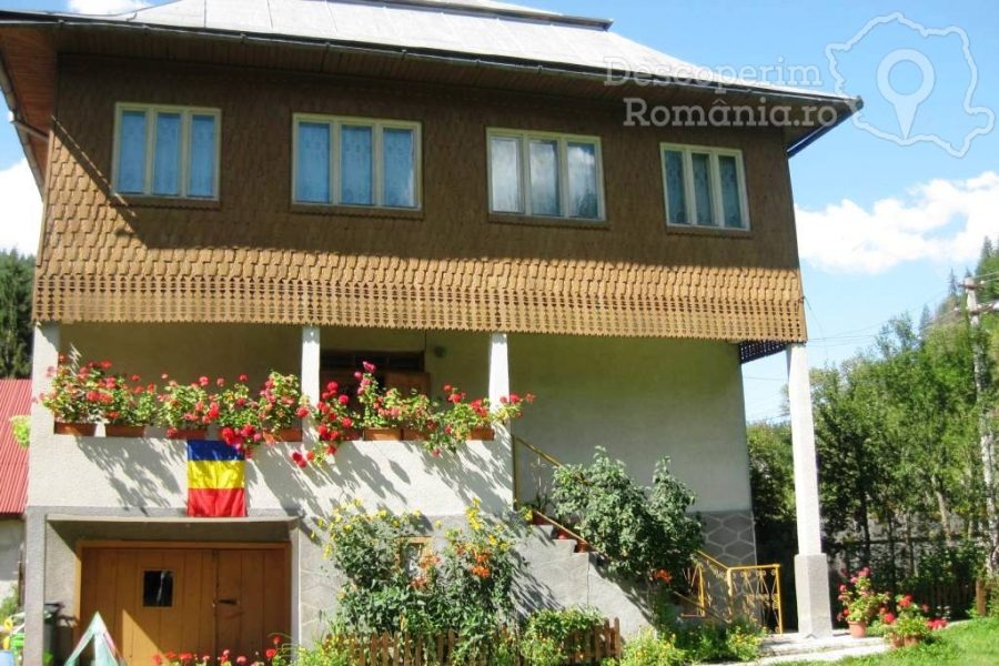 Cazare-la-Pensiunea-Sofia-din-Garda-de-Sus-Transilvania-1-900x600 Pensiunea Sofia din Munții Apuseni satul Garda de Sus - Transilvania (1)