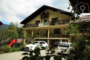 Pensiunea-Ciobanelu-din-Malaia-Valcea-Valea-Lotrului-DEscoperimRomania-127-300x200 pensiunea-ciobanelu-din-malaia-valcea-valea-lotrului-descoperimromania-127