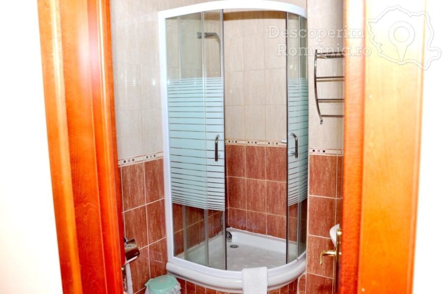 Cazare-Hotel-Coral-din-Satu-Mare-Tara-Oasului-9-900x598 Cazare Hotel Coral din Satu Mare - Tara Oasului (9)