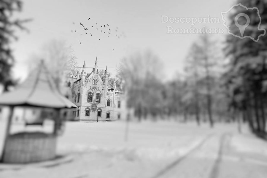 Cazare-la-Castelul-Sturdza-din-Miclauseni-Iasi-Moldova-12-900x600 Cazare la Castelul Sturdza din Miclauseni - Iasi - Moldova (12)