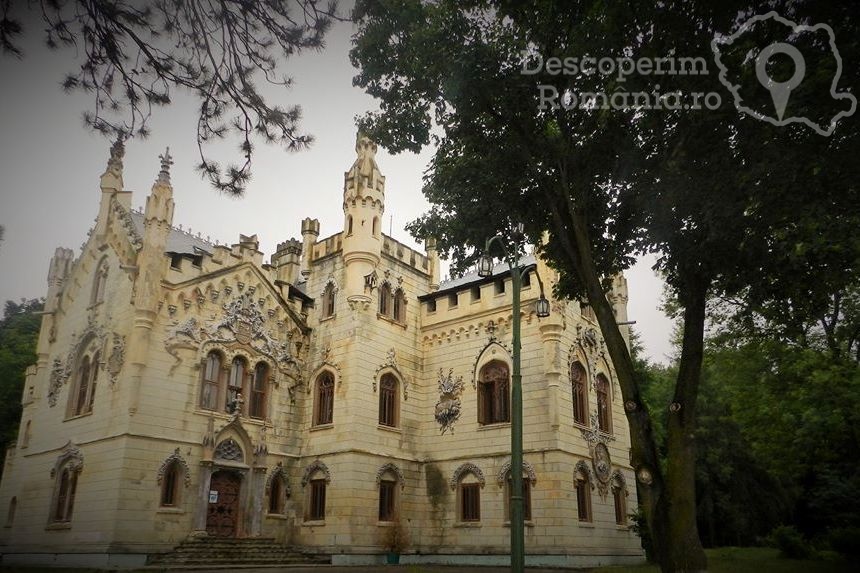 Cazare la Castelul Sturdza din Miclauseni - Iasi - Moldova
