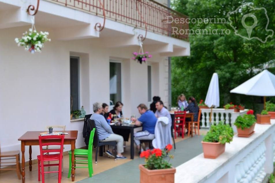 Cazare la Castelul Sturdza din Miclauseni - Iasi - Moldova