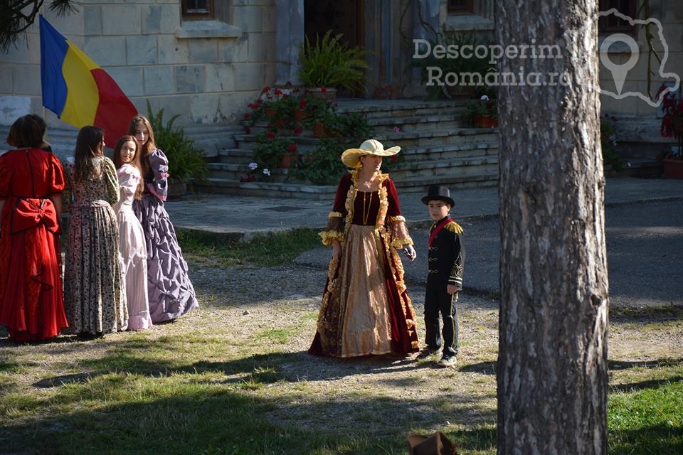 Cazare la Castelul Sturdza din Miclauseni - Iasi - Moldova