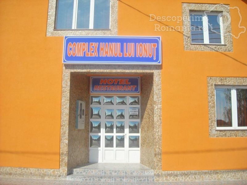 Cazare-la-Hanul-lui-Ionut-din-Satu-Mare-Tara-Oasului-2-800x600 Cazare la Hanul lui Ionut din Satu Mare - Tara Oasului (2)