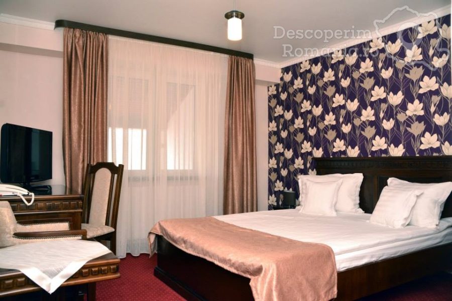 Cazare-la-Hotel-President-din-Satu-Mare-Tara-Oasului-12-900x600 Cazare la Hotel President din Satu Mare - Tara Oasului (12)