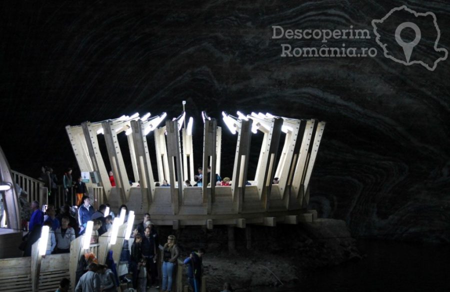 Salina-Turda-–-Paradisul-Sarii-din-adancuri-10-900x584 Salina Turda – Paradisul Sarii din adancuri (10)