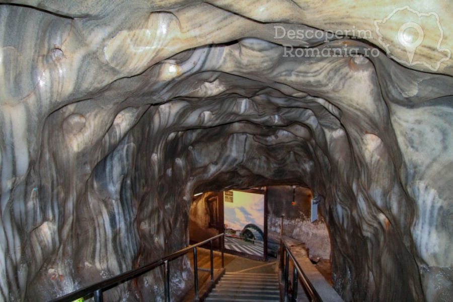 Salina-Turda-–-Paradisul-Sarii-din-adancuri-27-900x600 Salina Turda – Paradisul Sarii din adancuri (27)