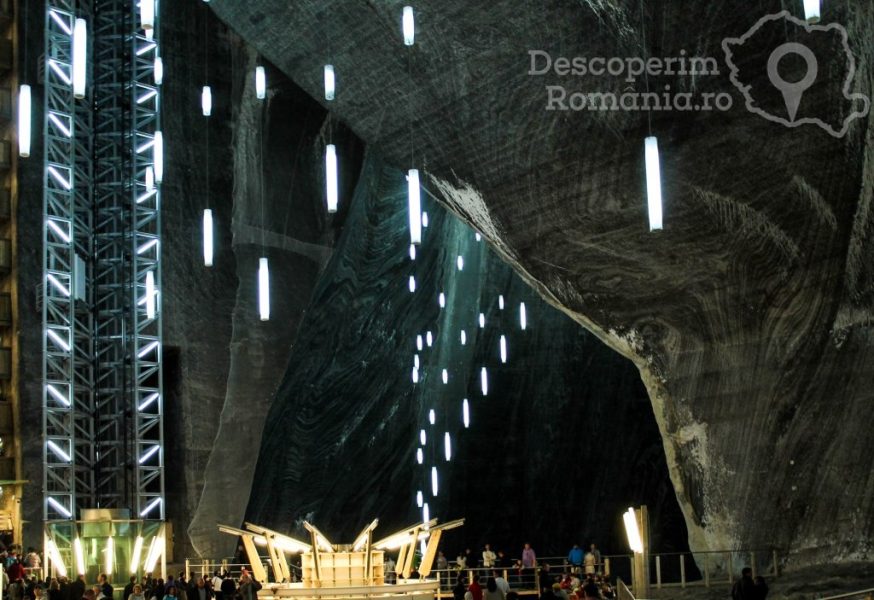 Salina-Turda-–-Paradisul-Sarii-din-adancuri-8-874x600 Salina Turda – Paradisul Sarii din adancuri (8)