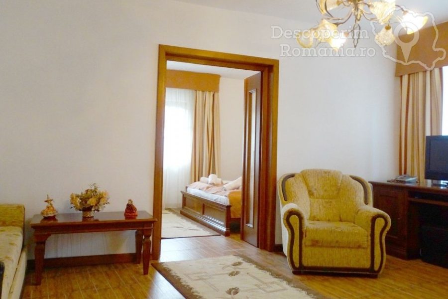 Casa Iurca de Călinești – Apartament II