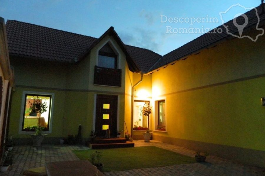 Cazare-la-Panorama-Guesthouse-din-Sighişoara-Mures-Tinutul-Secueisc-3-900x600 Cazare la Panorama Guesthouse din Sighişoara - Mures - Tinutul Secueisc (3)