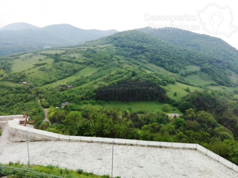 Cetatea-Devei-36-800x600 Cetatea Devei (36)