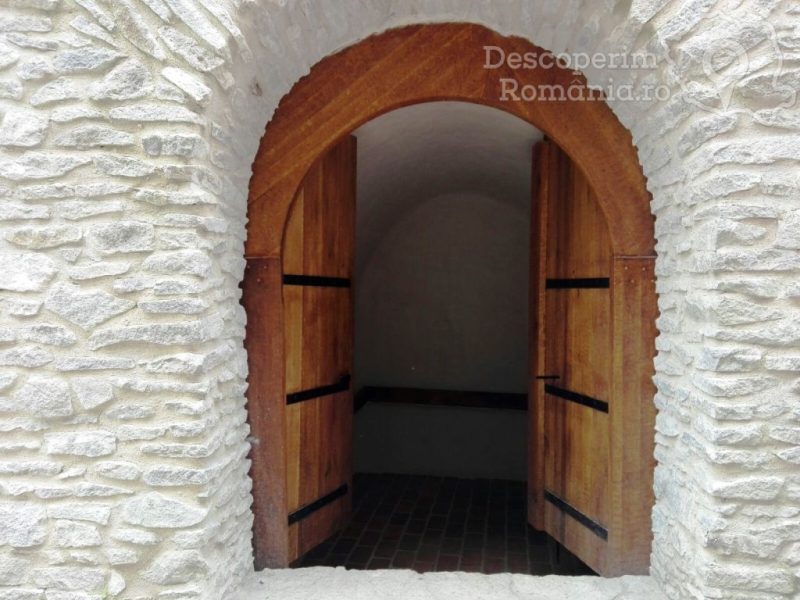 Cetatea-Devei-51-800x600 Cetatea Devei (51)