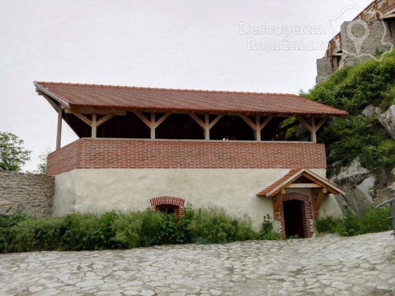 Cetatea-Devei-7-800x600 Cetatea Devei (7)