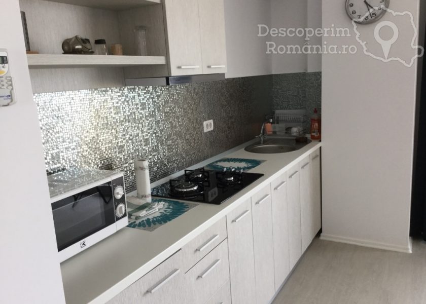 Cazare-la-Apartament-Promenada-Beach-View-din-Mamaia-Nord-Constanta-Litoralul-Marii-Negre-13-840x600 Cazare la Apartament Promenada Beach View din Mamaia Nord - Constanta - Litoralul Marii Negre (13)