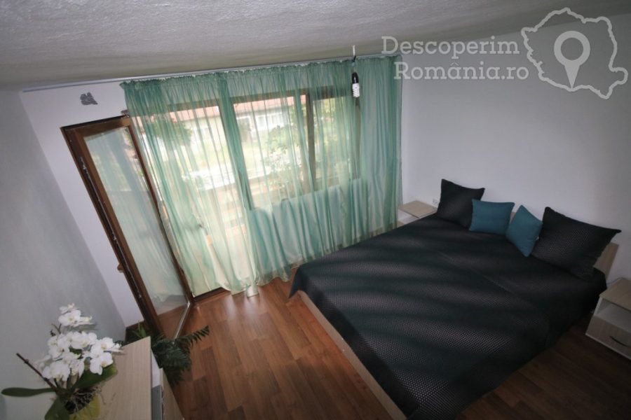 Cazare-la-Casa-Elena-din-Eselnita-Mehedinti-Cazanele-Dunarii-35-900x600 Cazare la Casa Elena din Eselnita - Mehedinti - Cazanele Dunarii (35)