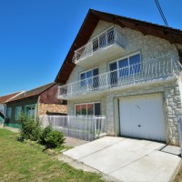 Cazare la Casa Francisc din Berzasca