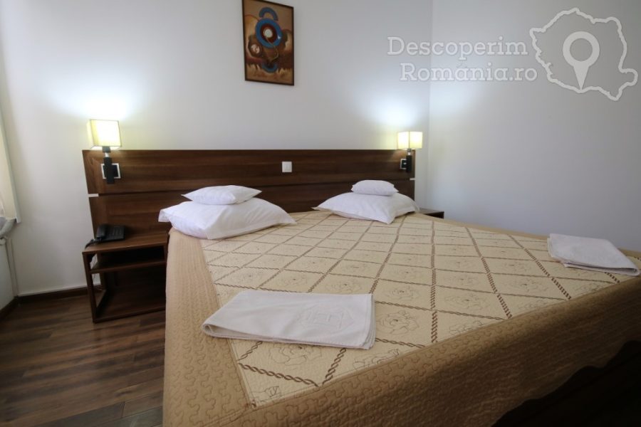 Cazare-la-Pensiunea-Ancora-din-Eselnita-Mehedinti-Cazanele-Dunarii-12-900x600 Cazare la Pensiunea Ancora din Eselnita - Mehedinti - Cazanele Dunarii (12)