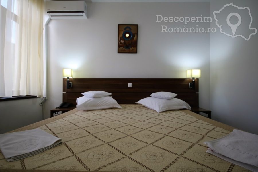 Cazare-la-Pensiunea-Ancora-din-Eselnita-Mehedinti-Cazanele-Dunarii-13-900x600 Cazare la Pensiunea Ancora din Eselnita - Mehedinti - Cazanele Dunarii (13)