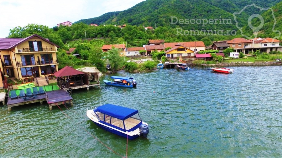 Cazare la Vila Golful Dunarii din Dubova