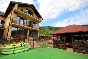 Cazare-la-Vila-Golful-Dunarii-din-Dubova-Cazanele-Dunarii-DescoperimRomania-38-300x200 Cazare la Vila Golful Dunarii din Dubova - Cazanele Dunarii - DescoperimRomania (38)
