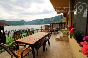 Cazare-la-Vila-Golful-Dunarii-din-Dubova-Cazanele-Dunarii-DescoperimRomania-43-300x200 Cazare la Vila Golful Dunarii din Dubova - Cazanele Dunarii - DescoperimRomania (43)