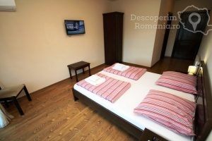 Cazare-la-Vila-Golful-Dunarii-din-Dubova-Cazanele-Dunarii-DescoperimRomania-49-300x200 Cazare la Vila Golful Dunarii din Dubova - Cazanele Dunarii - DescoperimRomania (49)
