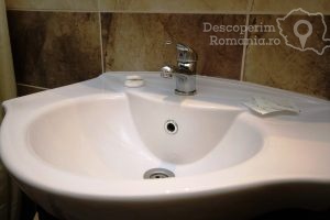 Cazare-la-Vila-Golful-Dunarii-din-Dubova-Cazanele-Dunarii-DescoperimRomania-66-300x200 Cazare la Vila Golful Dunarii din Dubova - Cazanele Dunarii - DescoperimRomania (66)