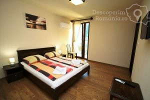 Cazare-la-Vila-Golful-Dunarii-din-Dubova-Cazanele-Dunarii-DescoperimRomania-70-300x200 Cazare la Vila Golful Dunarii din Dubova - Cazanele Dunarii - DescoperimRomania (70)