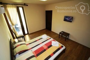 Cazare-la-Vila-Golful-Dunarii-din-Dubova-Cazanele-Dunarii-DescoperimRomania-74-300x200 Cazare la Vila Golful Dunarii din Dubova - Cazanele Dunarii - DescoperimRomania (74)
