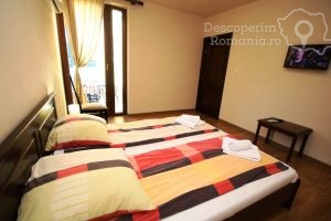 Cazare-la-Vila-Golful-Dunarii-din-Dubova-Cazanele-Dunarii-DescoperimRomania-75-300x200 Cazare la Vila Golful Dunarii din Dubova - Cazanele Dunarii - DescoperimRomania (75)