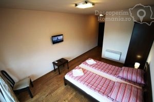 Cazare-la-Vila-Golful-Dunarii-din-Dubova-Cazanele-Dunarii-DescoperimRomania-87-300x200 Cazare la Vila Golful Dunarii din Dubova - Cazanele Dunarii - DescoperimRomania (87)