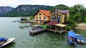 Cazare-la-Vila-Golful-Dunarii-din-Dubova-Cazanele-Dunarii-DescoperimRomania-9-300x169 Cazare la Vila Golful Dunarii din Dubova - Cazanele Dunarii - DescoperimRomania (9)