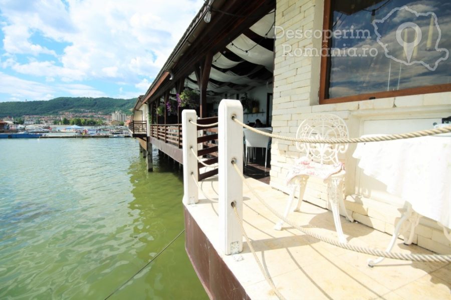 Cazare-la-Hotel-Apolodor-din-Orsova-Mehedinti-Cazanele-Dunarii-26-900x600 Cazare la Hotel Apolodor din Orsova - Mehedinti - Cazanele Dunarii (26)