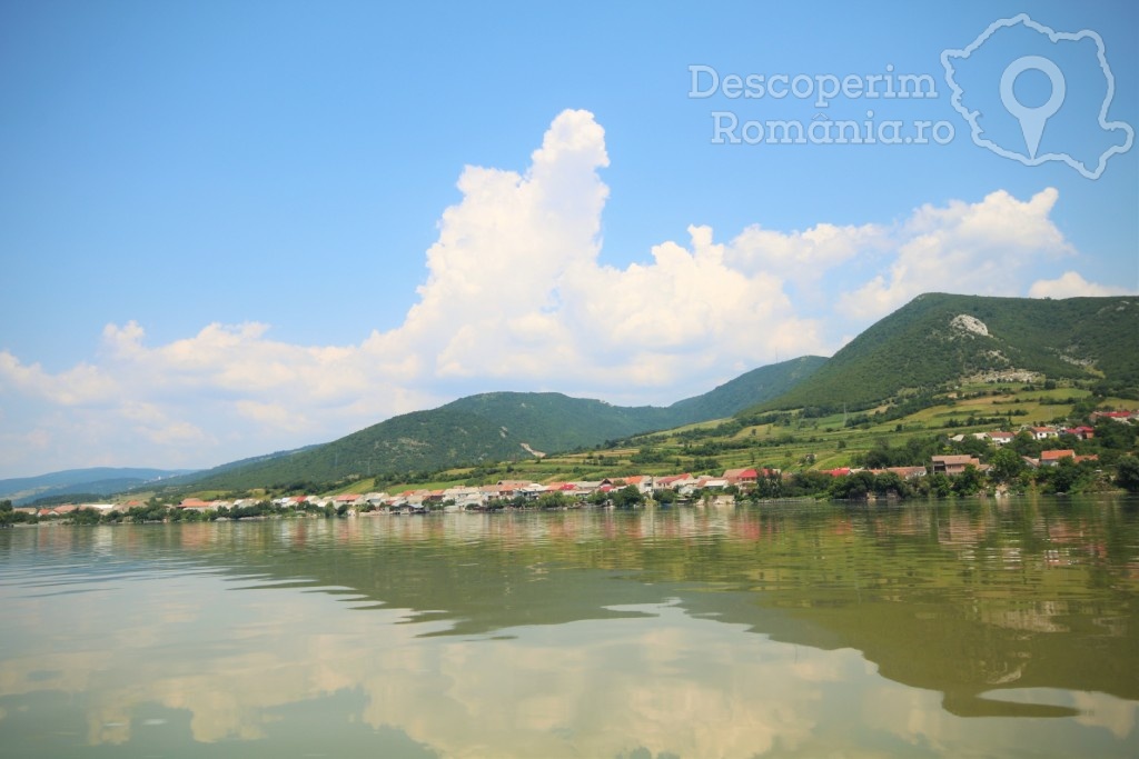 Pensiunea Danubio din Coronini