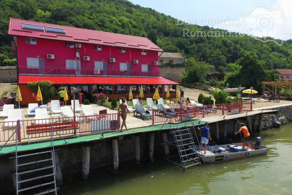 Pensiunea Danubio din Coronini