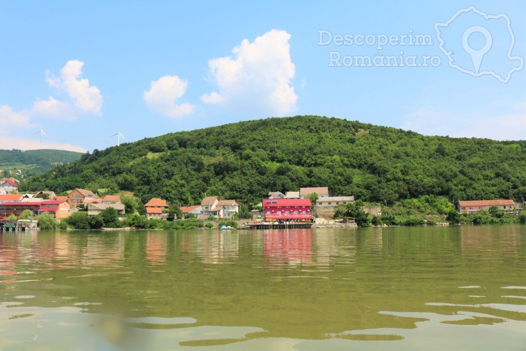 Pensiunea Danubio din Coronini