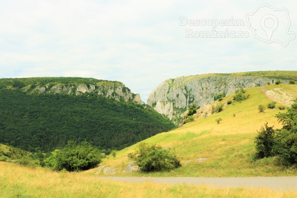 Cheile-Turzii-1 Litoralul românesc – perla turismului nostru