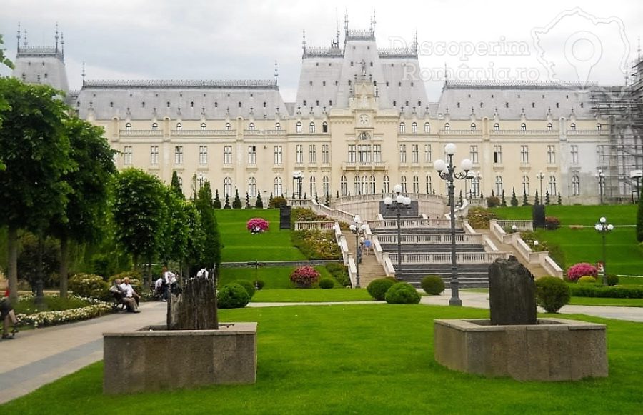 Palatul-Culturii-–-grăiește-istoria-românilor-900x581 Palatul Culturii din Iaşi