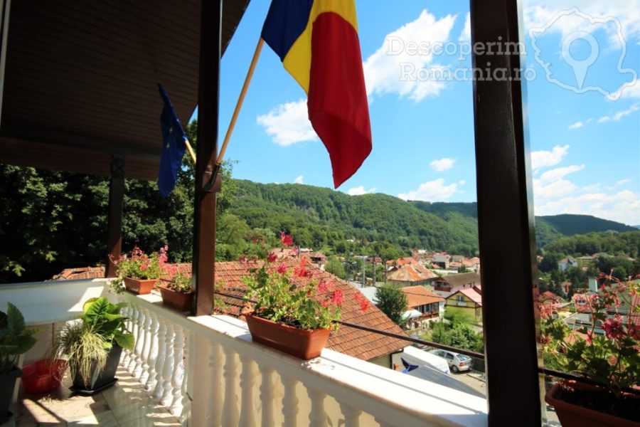 Cazare-la-Casa-Giulia-din-Baile-Olanesti-Valcea-Oltenia-19-900x600 Cazare la Casa Giulia din Baile Olanesti - Valcea - Oltenia (19)