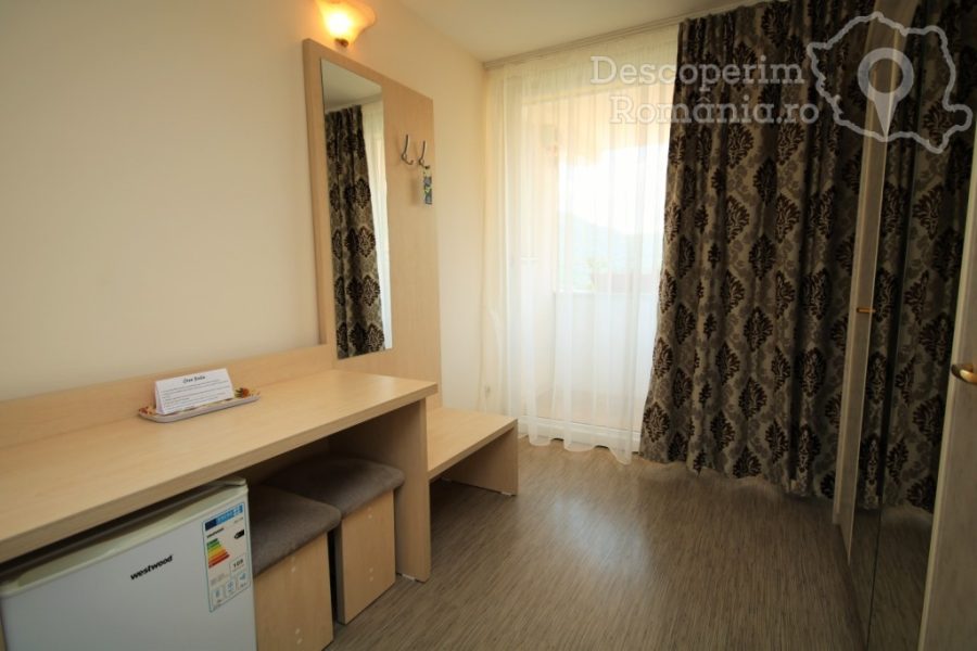Cazare-la-Casa-Giulia-din-Baile-Olanesti-Valcea-Oltenia-41-900x600 Cazare la Casa Giulia din Baile Olanesti - Valcea - Oltenia (41)