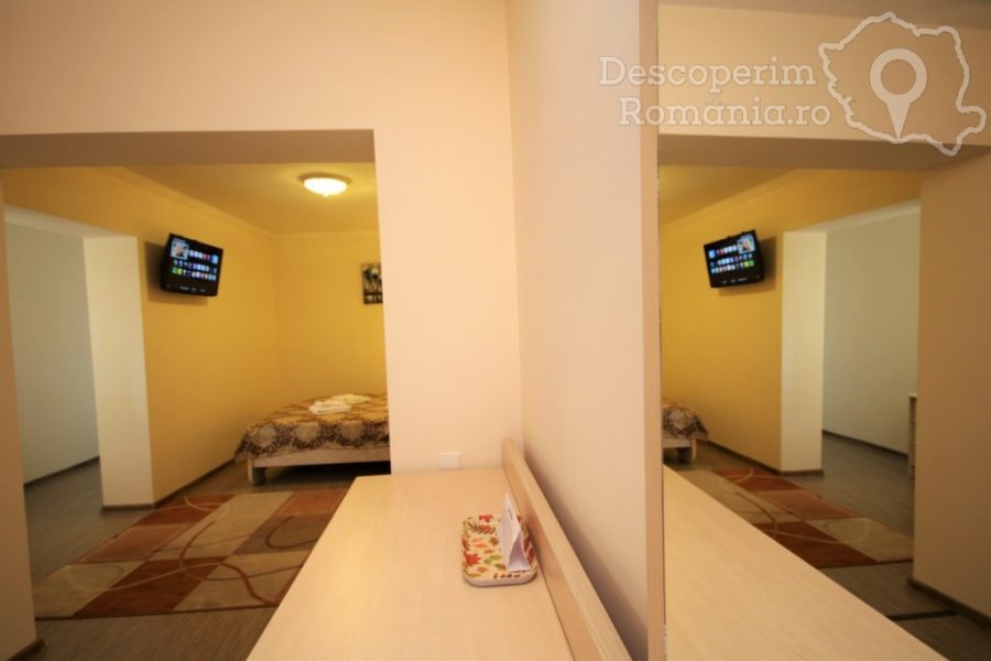 Cazare-la-Casa-Giulia-din-Baile-Olanesti-Valcea-Oltenia-54-900x600 Cazare la Casa Giulia din Baile Olanesti - Valcea - Oltenia (54)