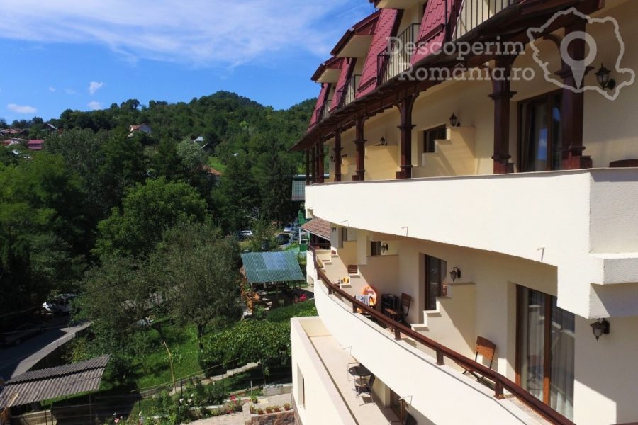 Cazare-la-Hotel-Regia-din-Baile-Olanesti-Valcea-Oltenia-32-900x600 Cazare la Hotel Regia din Baile Olanesti - Valcea - Oltenia (32)