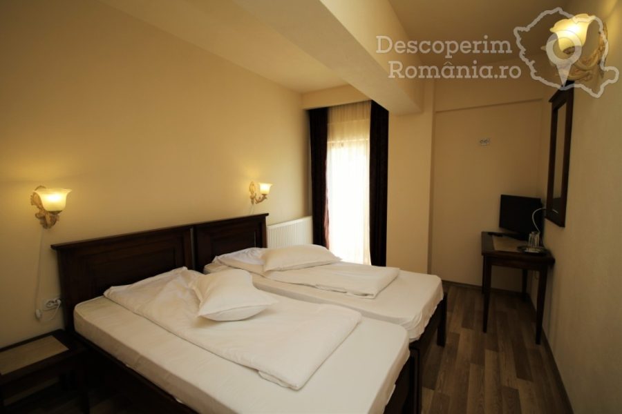 Cazare-la-Hotel-Regia-din-Baile-Olanesti-Valcea-Oltenia-97-900x600 Cazare la Hotel Regia din Baile Olanesti - Valcea - Oltenia (97)