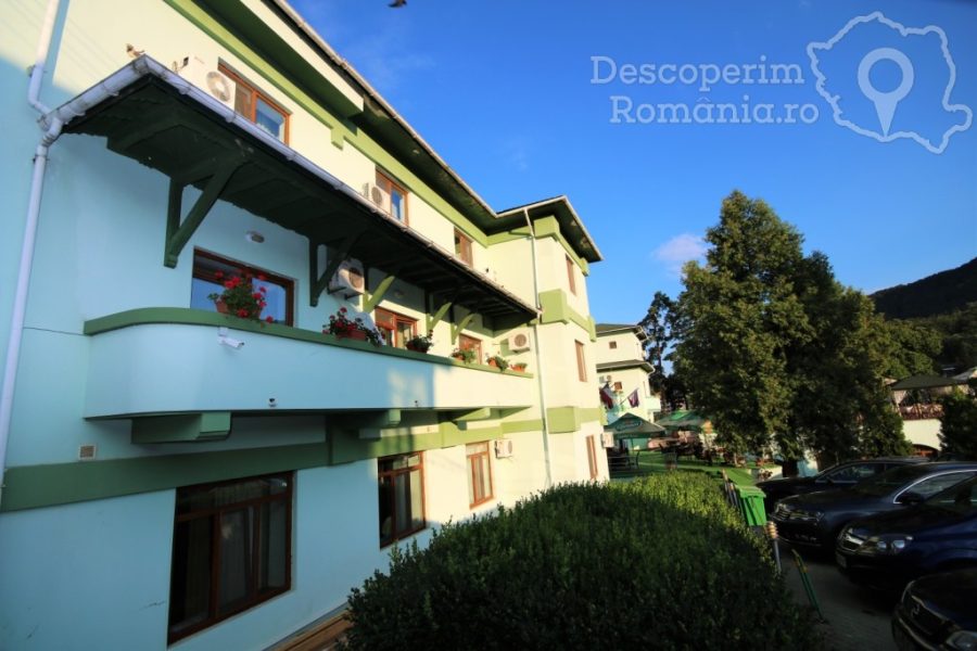 Cazare la Hotel Suprem din Baile Olanesti - Valcea - Oltenia