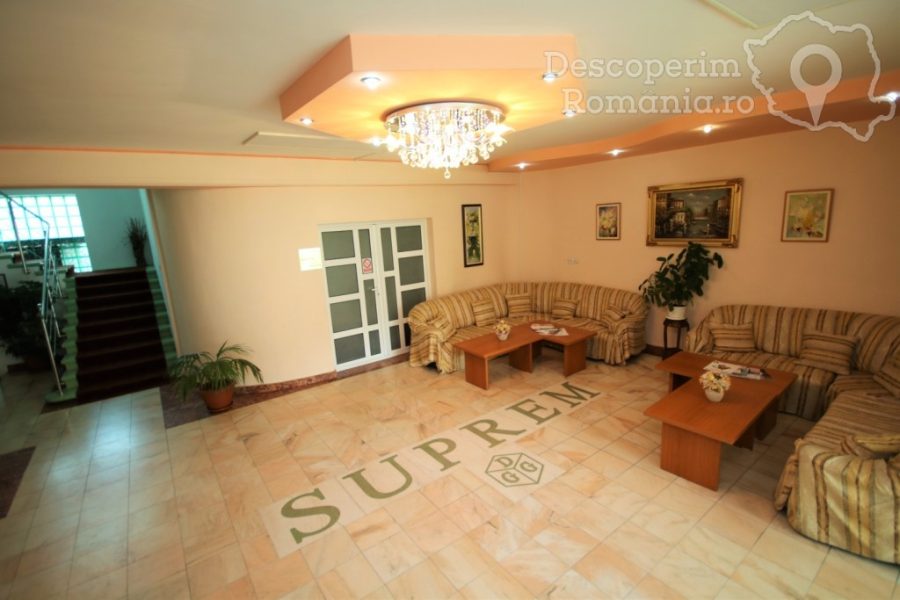 Cazare-la-Hotel-Suprem-din-Baile-Olanesti-Valcea-Oltenia-94-900x600 Cazare la Hotel Suprem din Baile Olanesti - Valcea - Oltenia (94)