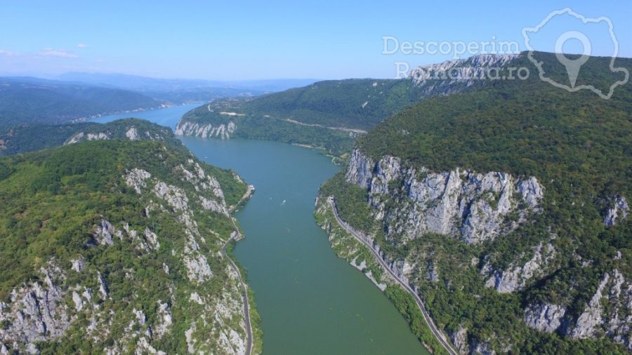 Excursie cu barca în Clisura Dunării